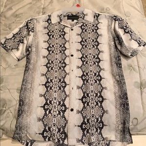 Snake printed men’s dress shirt. Light weight.